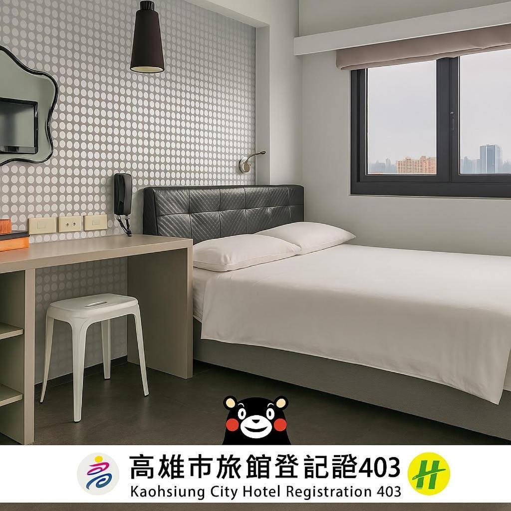 Check Inn Express Kaohsiung Love River Luaran gambar